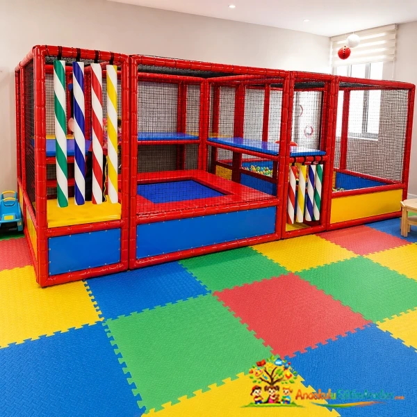 550x300 cm Trambolinli ve Kaydıraklı Soft Play Top Havuzu
