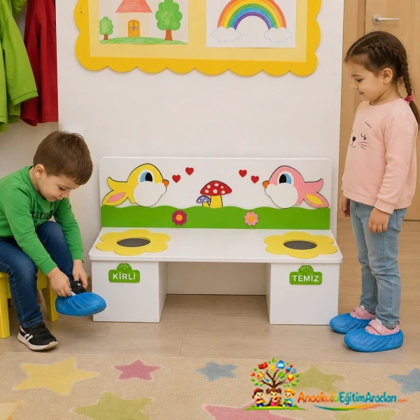 Ahşap Galoşluklu Oturma Bankı