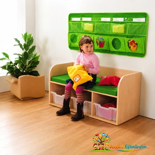 Anaokulu ve Kreş İçin Minderli Ahşap Çocuk Bankı 90x40x35 cm
