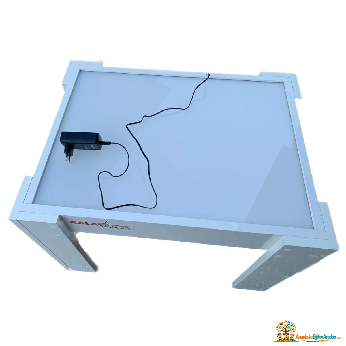 Işıklı Masa 45x60 cm – Montessori ve Reggio Emilia Duyu Masası IMA-583