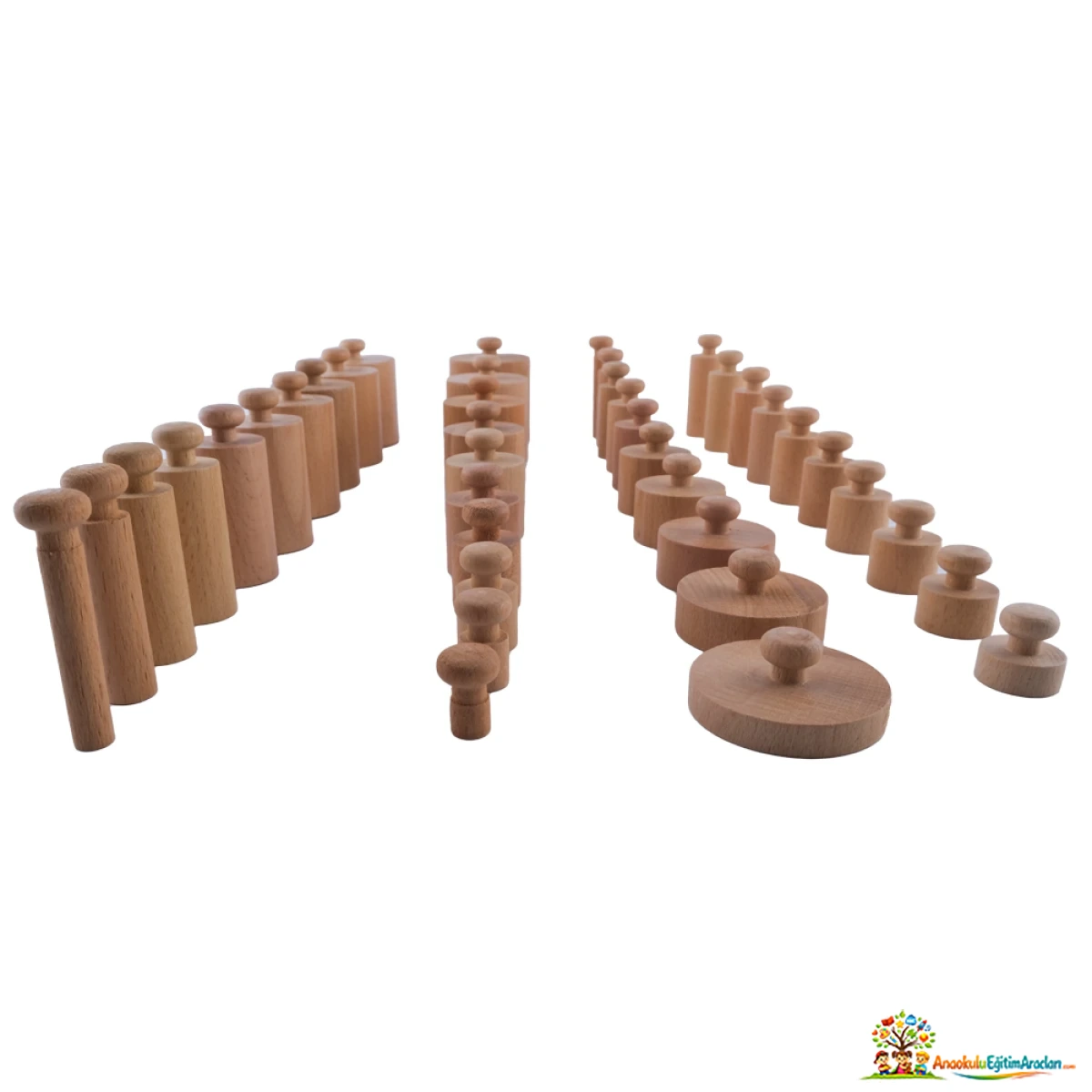Montessori Kulplu Silindir Seti 4’lü – Masif Ahşap Duyu ve Boyut Eşleştirme Materyali KLS-853