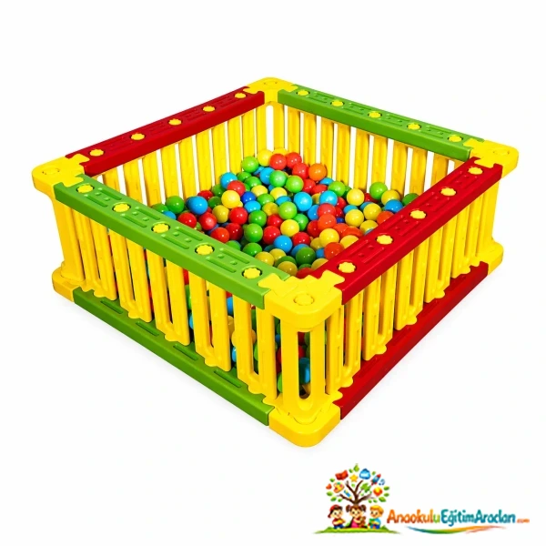 Plastik Kare Top Havuzu Oyun Alanı (136x136 cm)