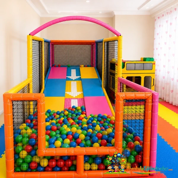 Top Havuzlu Roller Kaydıraklı Soft Play Oyun Parkı