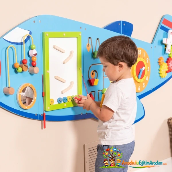 Uçak Figürlü 5 Parça Eğitici Duvar Aktivite Seti 180x66 cm
